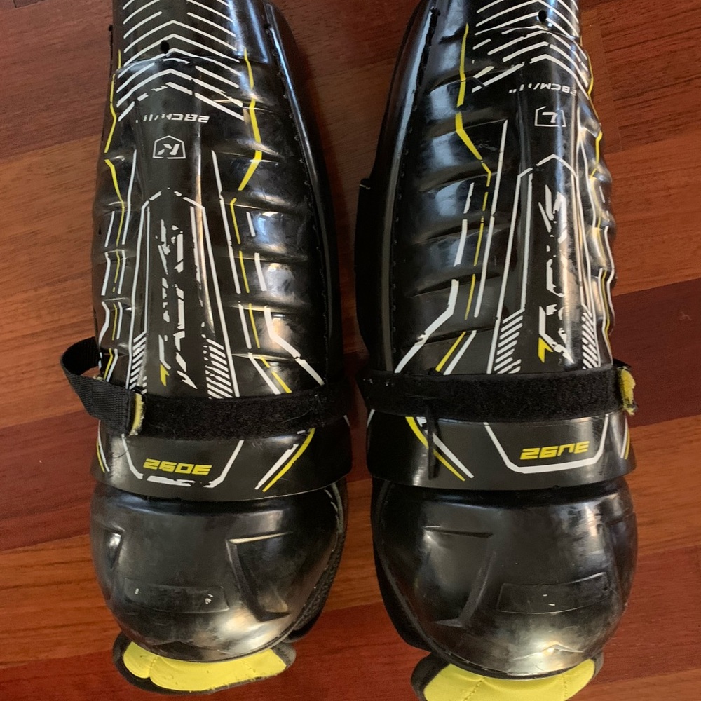 Hockey Shin guards Junior 11”